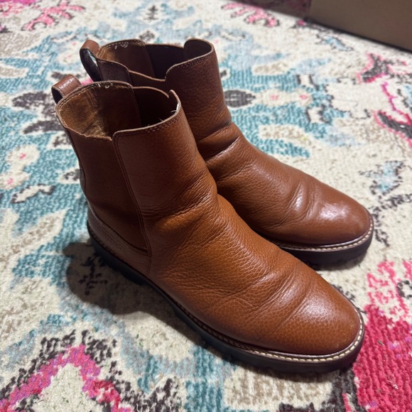Madewell Shoes - Madewell Pebbled Brown Leather Chelsea Lug Sole Chunky Ankle Booties Womens 9.5